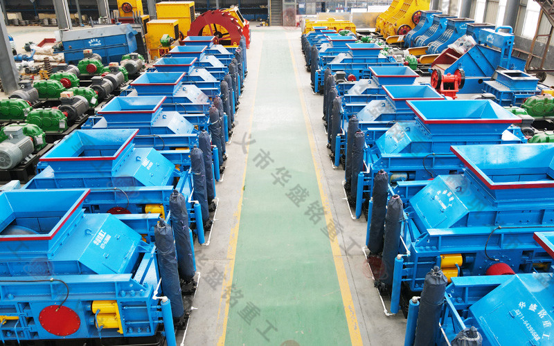 對(duì)輥式制砂機(jī)